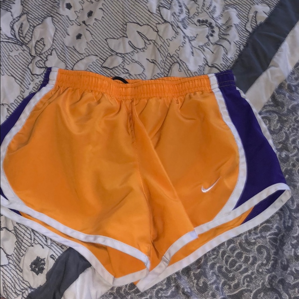 girls nike gym shorts